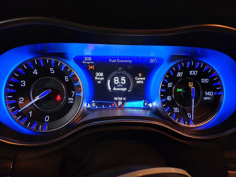 73506255 :رقم المزاد ، 2C3CCAAG0JH320989 vin ، 2018 Chrysler 300 Tourin مزاد بيع