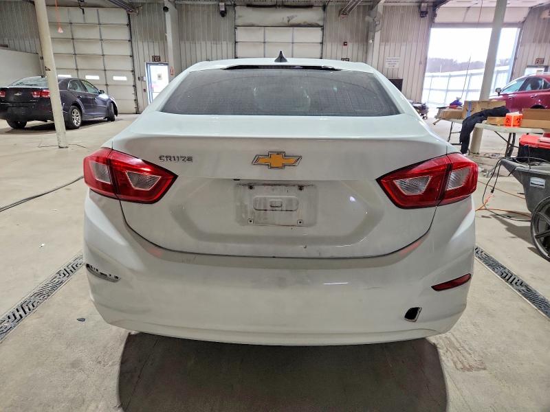 Продаж на аукціоні авто 2018 Chevrolet Cruze Ls, vin: 1G1BC5SM8J7194078, номер лоту: 74436515