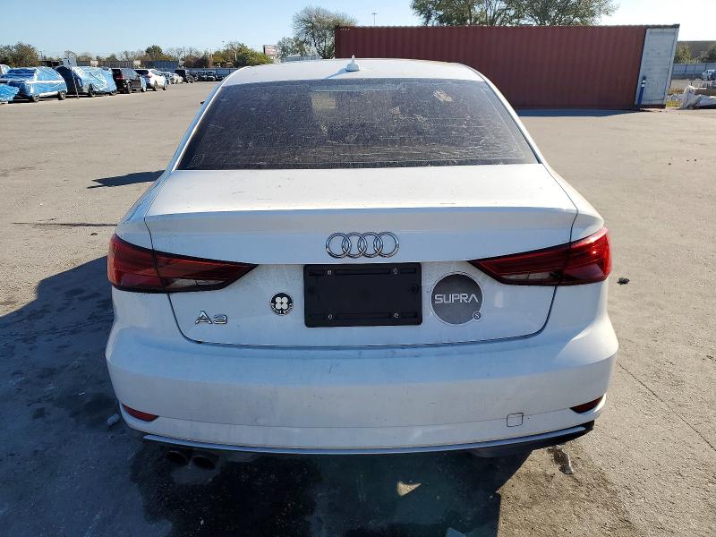 Продажа на аукционе авто 2018 Audi A3, vin: WAUAUGFF8J1068536, номер лота: 73992295