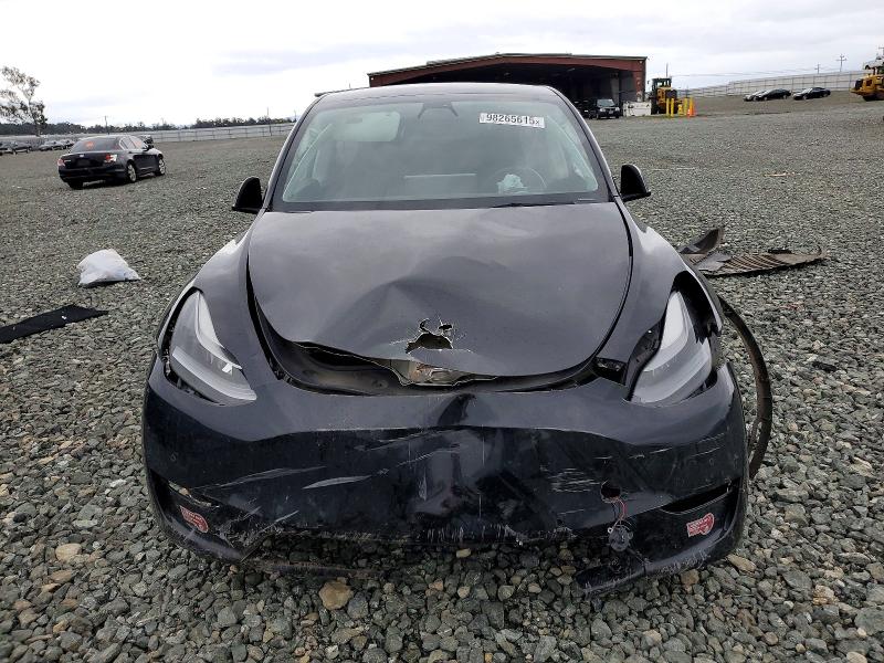 98265615 :رقم المزاد ، 7SAYGDEF5NF351775 vin ، 2022 Tesla Model Y مزاد بيع