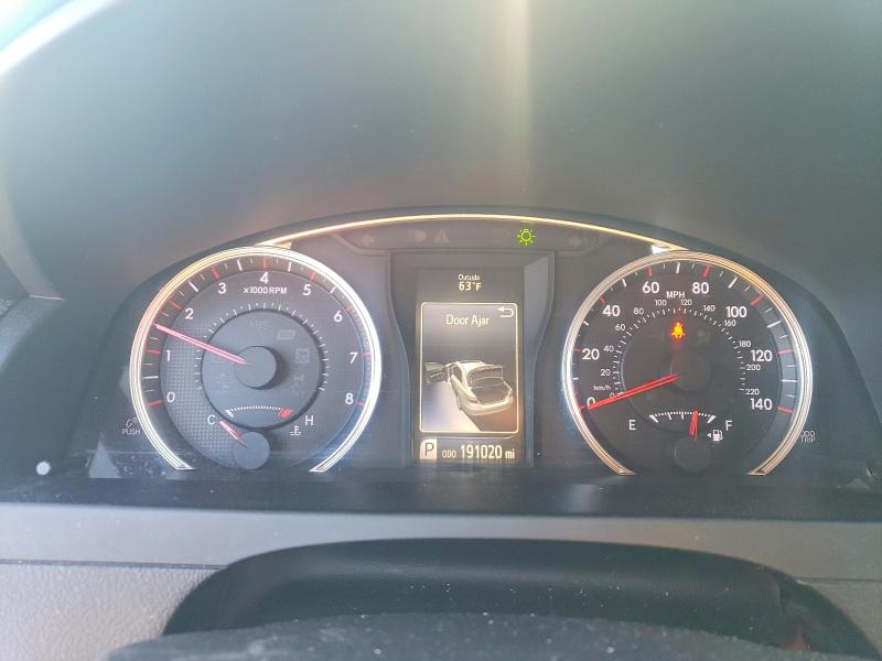 99581235 :رقم المزاد ، 4T1BF1FK4GU241418 vin ، 2016 Toyota Camry مزاد بيع
