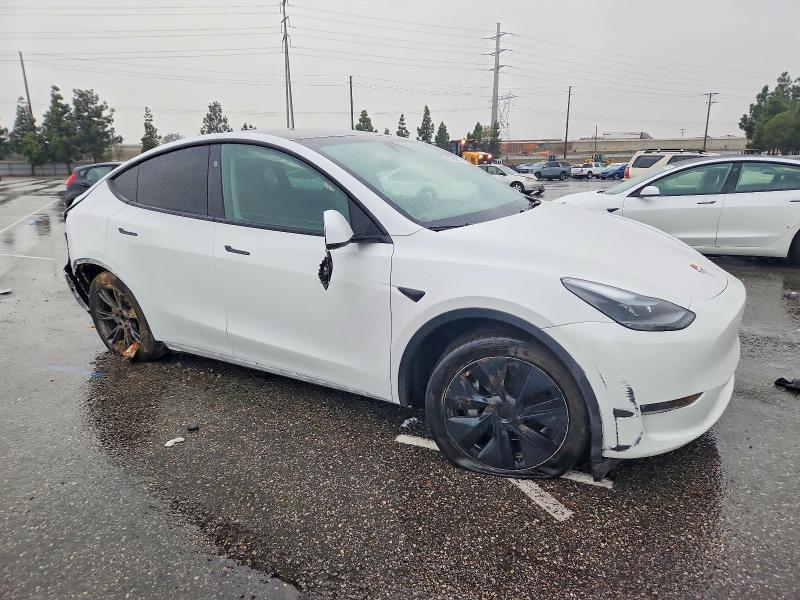 2024 Tesla Model Y მანქანა იყიდება აუქციონზე, vin: 7SAYGDEE8RF165337, აუქციონის ნომერი: 99308815
