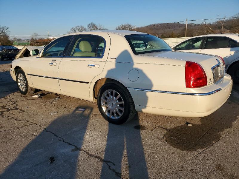 Auction sale of the 2006 Lincoln Town Car, vin: 1LNHM81WX6Y623611, lot number: 75178155
