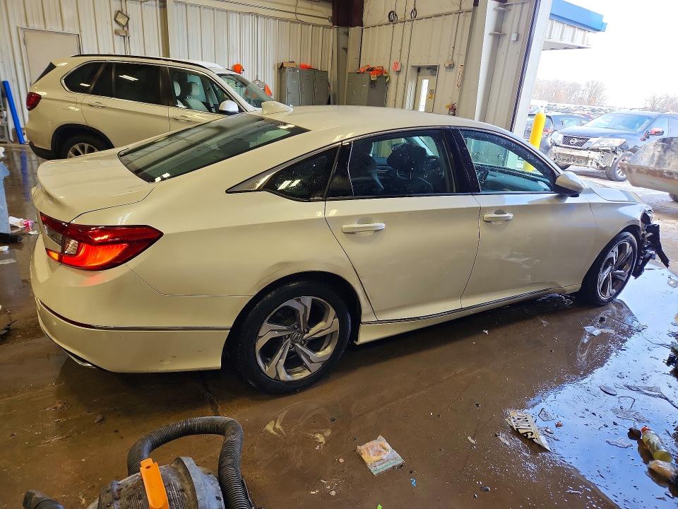 2020 Honda Accord მანქანა იყიდება აუქციონზე, vin: 1HGCV1F44LA082040, აუქციონის ნომერი: 75074165