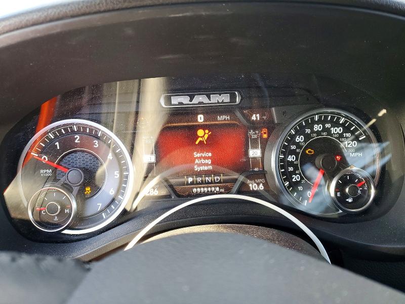 72671825 :رقم المزاد ، 1C6SRFFT5NN429381 vin ، 2022 Ram 1500 مزاد بيع