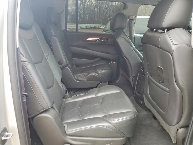 2015 Cadillac Escalade მანქანა იყიდება აუქციონზე, vin: 1GYS4TKJ4FR511326, აუქციონის ნომერი: 73102595