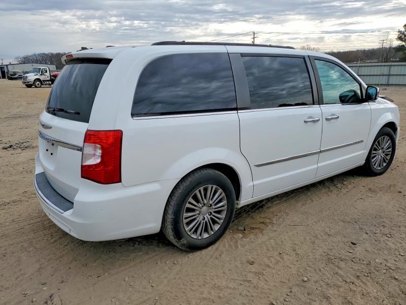 73433675 :رقم المزاد ، 2C4RC1CG1ER228695 vin ، 2014 Chrysler Town & Country مزاد بيع