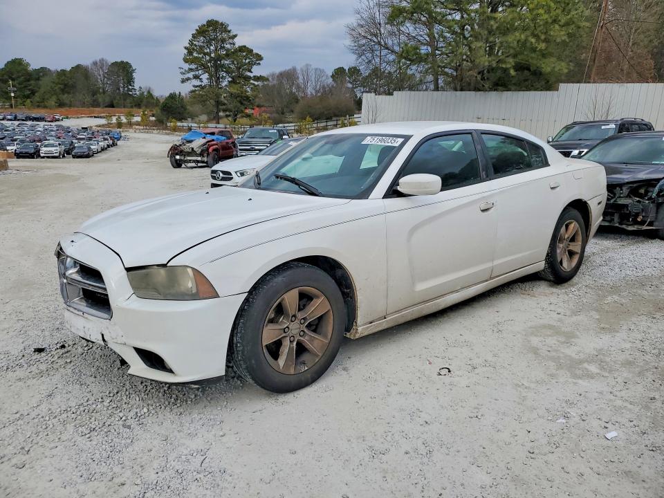 75196035 :رقم المزاد ، 2C3CDXHG6DH555682 vin ، 2013 Dodge Charger مزاد بيع