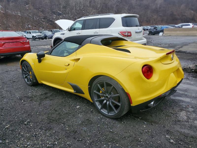 Aukcja sprzedaży 2015 Alfa Romeo 4c Spider, vin: ZARBAAB49FM169436, numer aukcji: 72646135