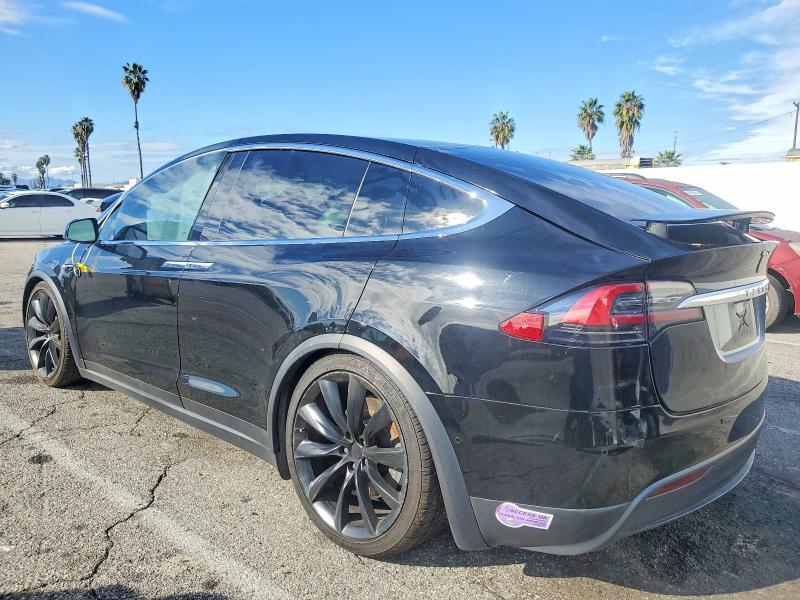 Продажа на аукционе авто 2018 Tesla Model X, vin: 5YJXCBE24JF115117, номер лота: 99388805