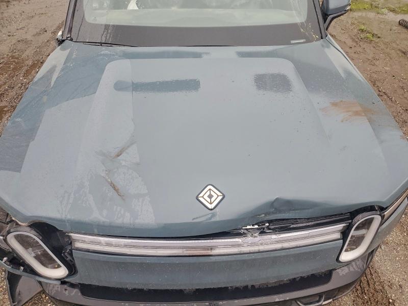 Продажа на аукционе авто 2025 Rivian R1s, vin: 7PDSGCBP7SN075194, номер лота: 94693855
