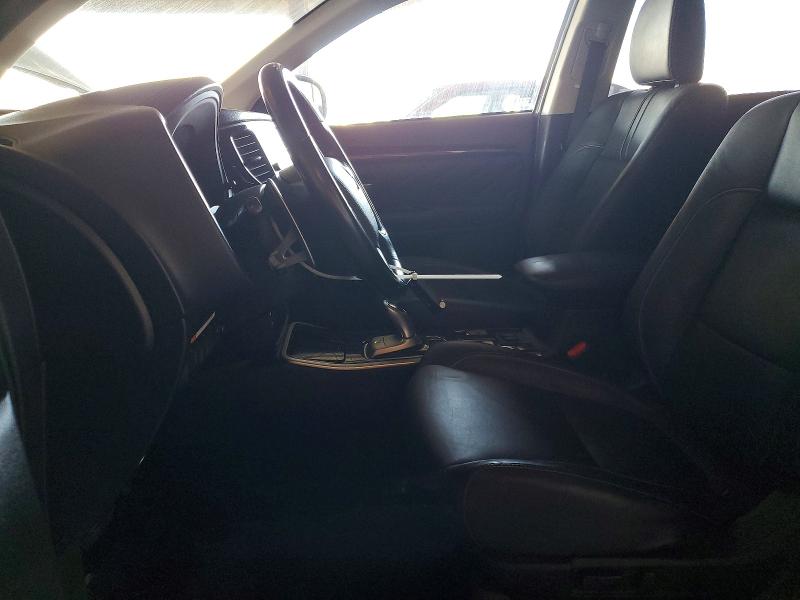 Продаж на аукціоні авто 2018 Mitsubishi Outlander, vin: JA4J24A52JZ070056, номер лоту: 74233655