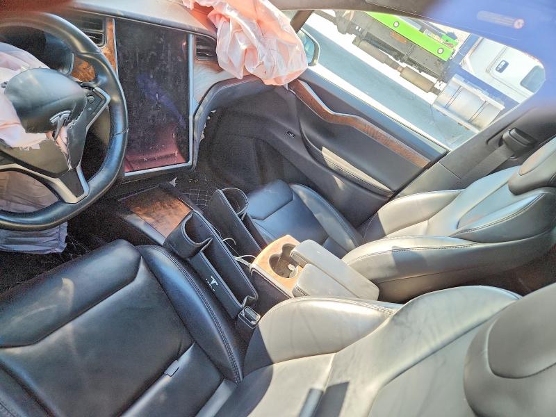 Продажа на аукционе авто 2019 Tesla Model X, vin: 5YJXCAE26KF197475, номер лота: 97766925