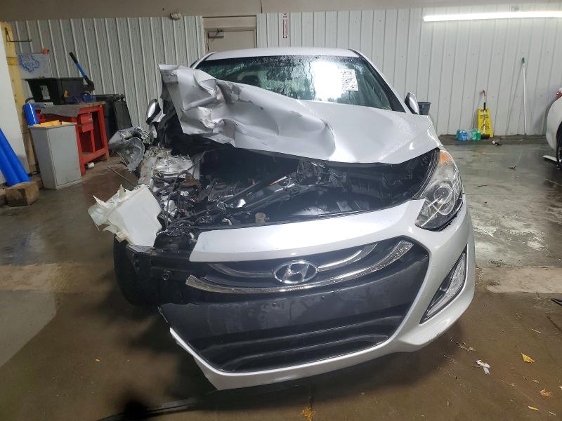 2013 Hyundai Elantra Gt მანქანა იყიდება აუქციონზე, vin: KMHD35LE9DU054257, აუქციონის ნომერი: 97860115