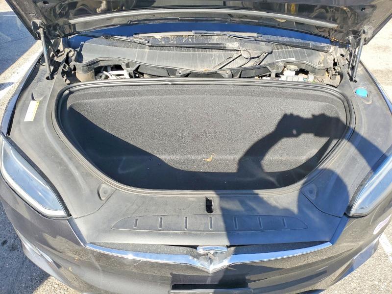 73994255 :رقم المزاد ، 5YJXCBE25GF007467 vin ، 2016 Tesla Model X مزاد بيع