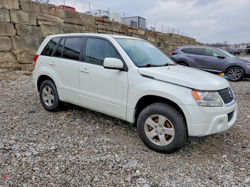 97512355 :رقم المزاد ، JS3TD0D23B4100541 vin ، 2011 Suzuki Grand Vitara مزاد بيع