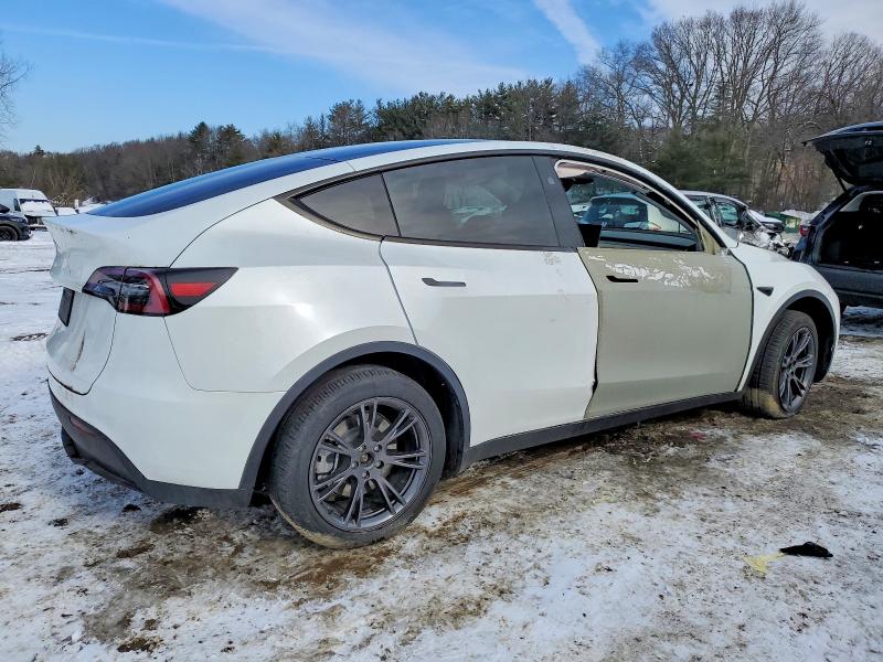 2024 Tesla Model Y მანქანა იყიდება აუქციონზე, vin: 7SAYGDED6RA318642, აუქციონის ნომერი: 99119625