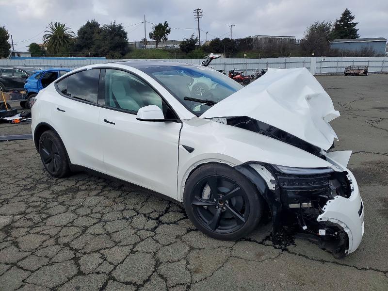 Продажа на аукционе авто 2026 Tesla Model Y, vin: 7SAYGDED2TF420322, номер лота: 98642275