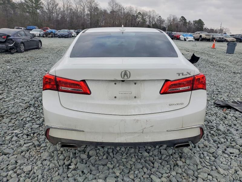Продажа на аукционе авто 2018 Acura Tlx, vin: 19UUB3F3XJA002740, номер лота: 72454125