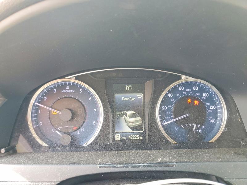 98417695 :رقم المزاد ، 4T1BF1FK7HU302777 vin ، 2017 Toyota Camry مزاد بيع