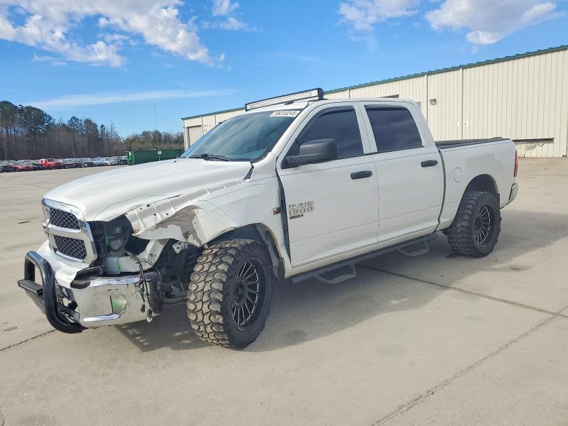 Продажа на аукционе авто 2019 Ram 1500 Classic, vin: 3C6RR7KT0KG715279, номер лота: 98233245