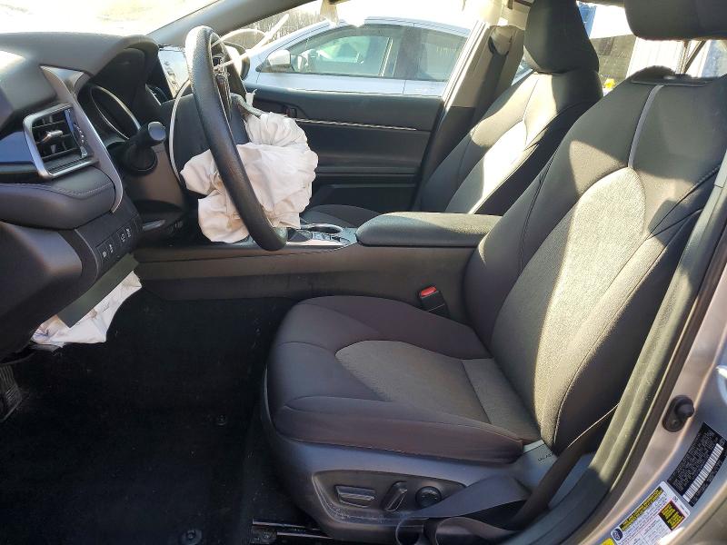73383415 :رقم المزاد ، 4T1C31AKXMU027288 vin ، 2021 Toyota Camry Hybrid مزاد بيع