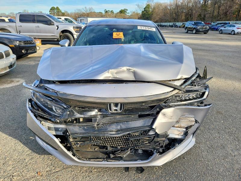 2020 Honda Accord მანქანა იყიდება აუქციონზე, vin: 1HGCV1F35LA084077, აუქციონის ნომერი: 72737645