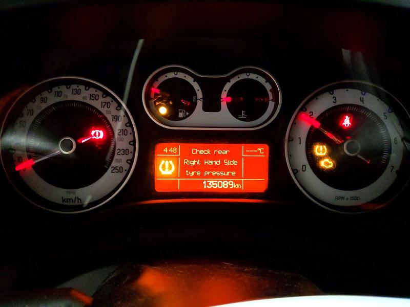 2015 Fiat 500l მანქანა იყიდება აუქციონზე, vin: ZFBCFAAH3FZ033118, აუქციონის ნომერი: 73987575