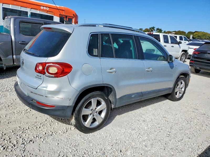 75220445 :رقم المزاد ، WVGBV7AX9AW521775 vin ، 2010 Volkswagen Tiguan Se مزاد بيع
