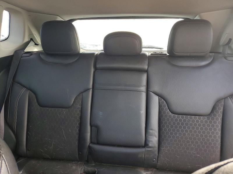 72242275 :رقم المزاد ، 3C4NJDBBXJT325218 vin ، 2018 Jeep Compass مزاد بيع