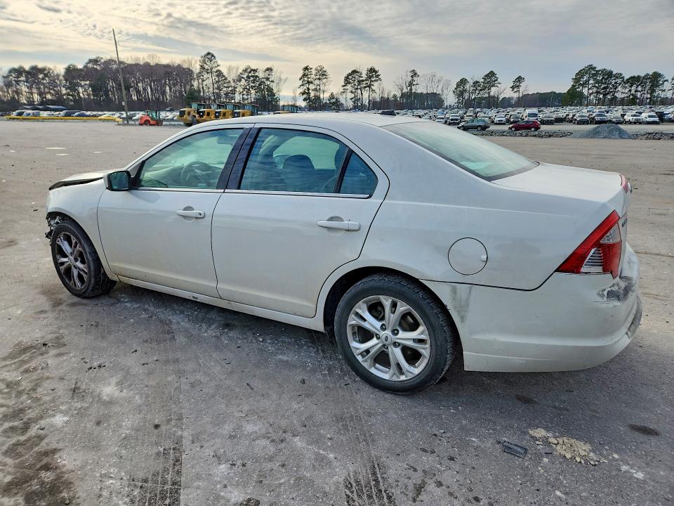 74743325 :رقم المزاد ، 3FAHP0HG0CR187802 vin ، 2012 Ford Fusion مزاد بيع