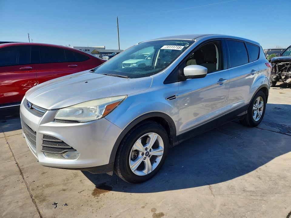 2015 Ford Escape მანქანა იყიდება აუქციონზე, vin: 1FMCU0G90FUA10207, აუქციონის ნომერი: 74111715