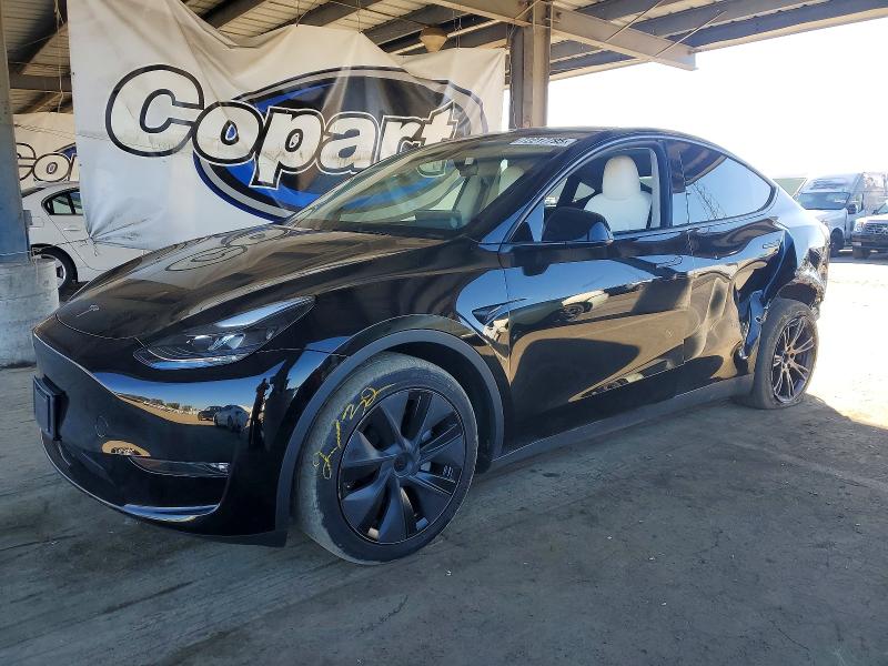 Продажа на аукционе авто 2025 Tesla Model Y, vin: 7SAYGAEE1SF309721, номер лота: 72217795