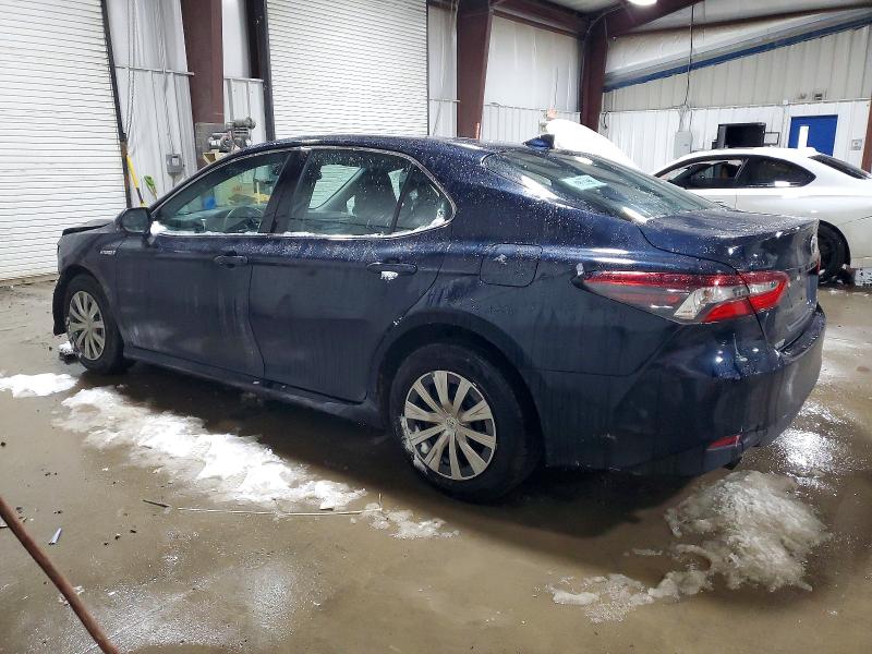 Auction sale of the 2021 Toyota Camry Hybrid, vin: 4T1C31AK5MU557586, lot number: 99110235