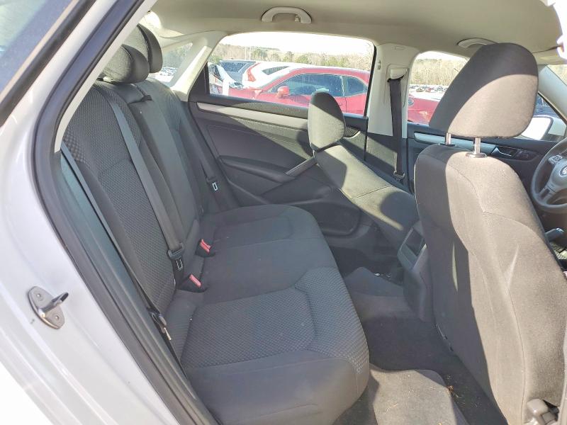 72350385 :رقم المزاد ، 1VWAP7A32EC010324 vin ، 2014 Volkswagen Passat S مزاد بيع