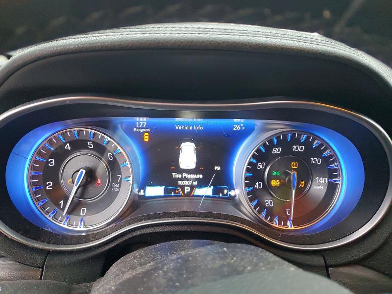 73497555 :رقم المزاد ، 2C3CCAAGXJH338450 vin ، 2018 Chrysler 300 مزاد بيع