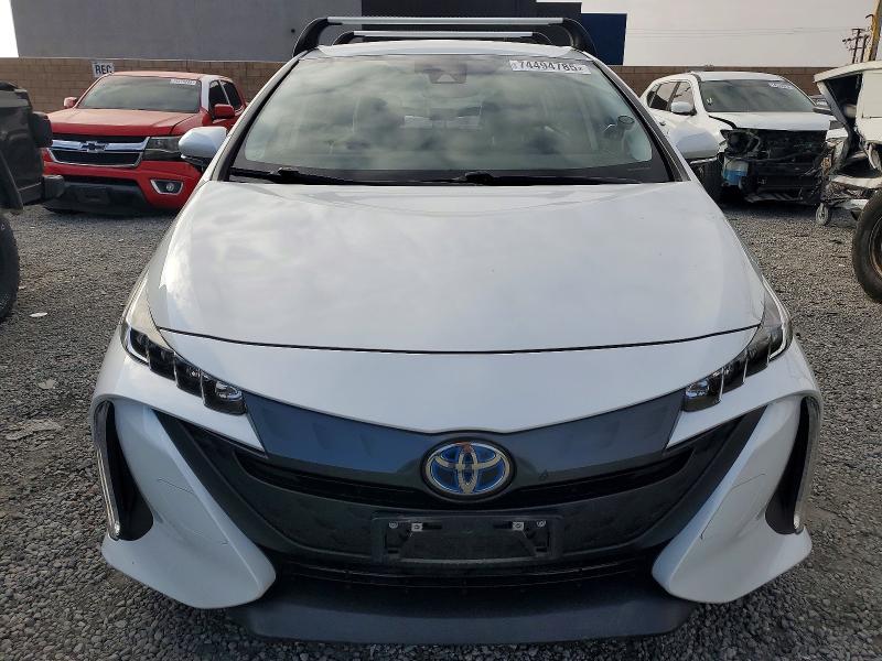 74494785 :رقم المزاد ، JTDKAMFP2N3221123 vin ، 2022 Toyota Prius Prime مزاد بيع