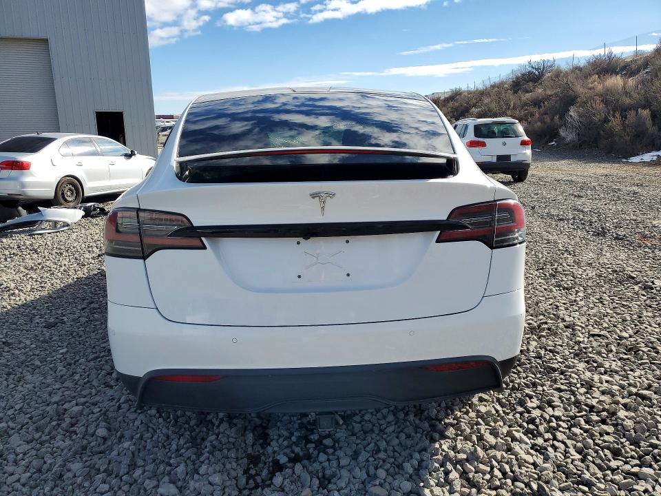 2021 Tesla Model X მანქანა იყიდება აუქციონზე, vin: 5YJXCBE58MF326318, აუქციონის ნომერი: 73670885
