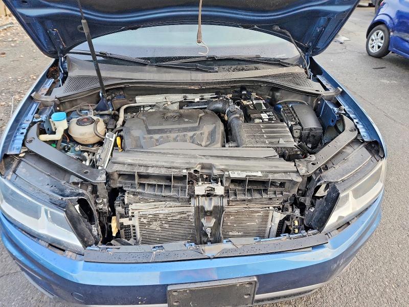 73052935 :رقم المزاد ، 3VV2B7AX1LM001524 vin ، 2020 Volkswagen Tiguan مزاد بيع