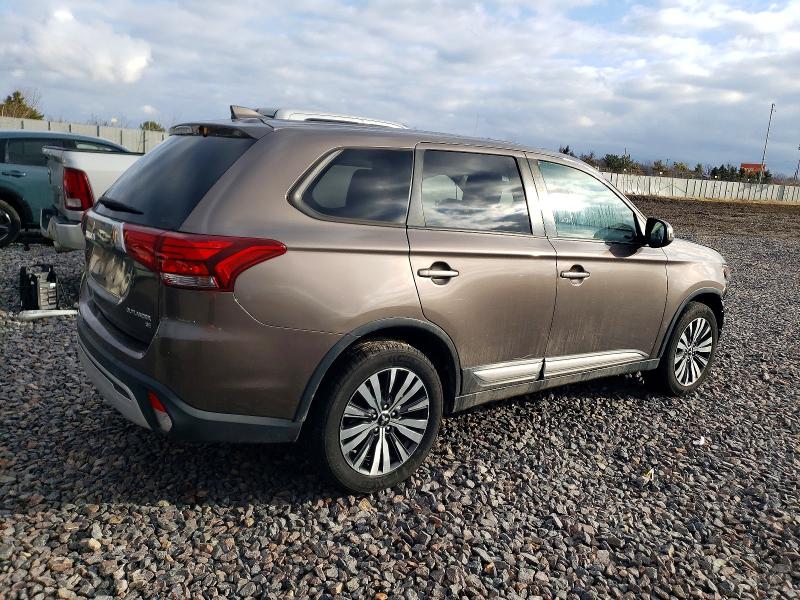 Продаж на аукціоні авто 2019 Mitsubishi Outlander, vin: JA4AZ3A32KZ042439, номер лоту: 97207785