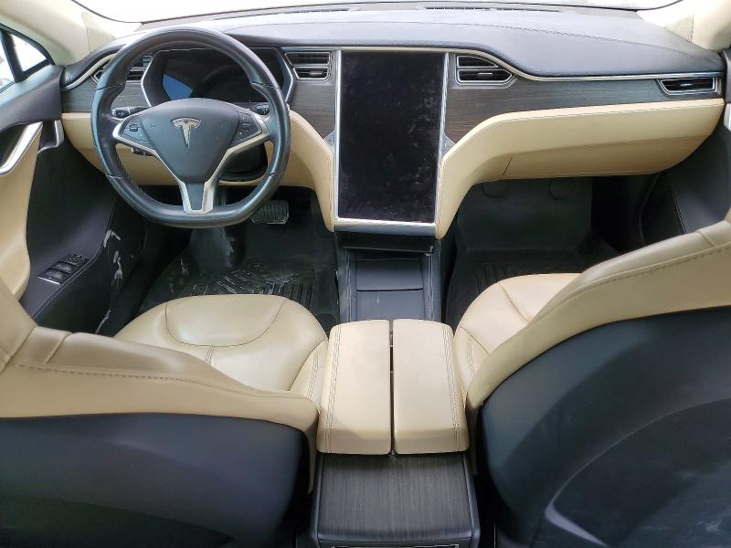 2014 Tesla Model S მანქანა იყიდება აუქციონზე, vin: 5YJSA1H16EFP52920, აუქციონის ნომერი: 99690405