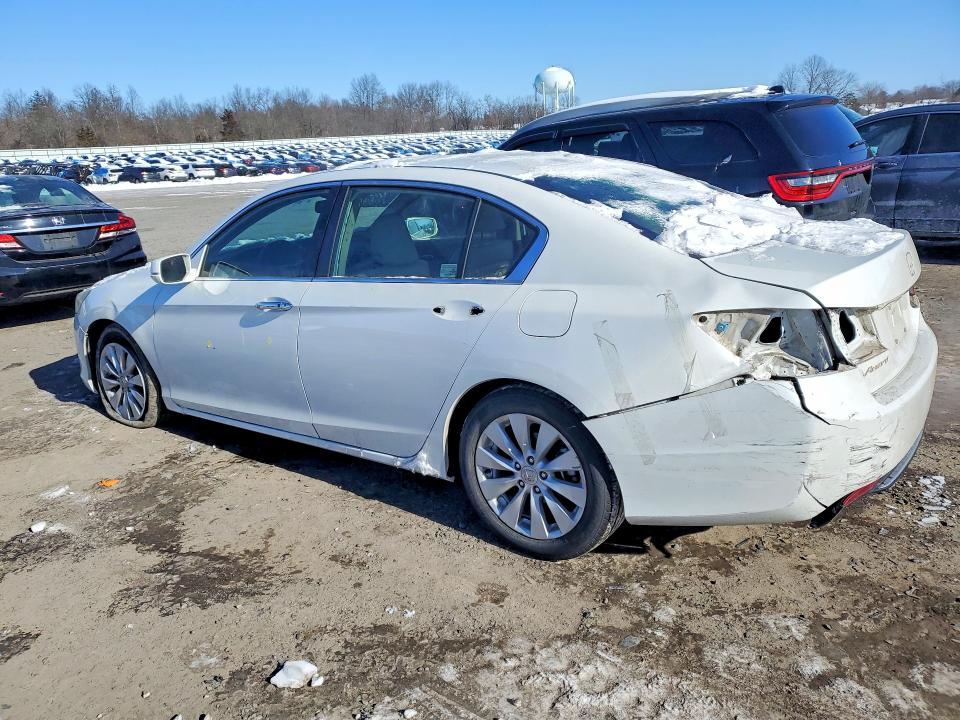 2014 Honda Accord მანქანა იყიდება აუქციონზე, vin: 1HGCR2F88EA062311, აუქციონის ნომერი: 74642425
