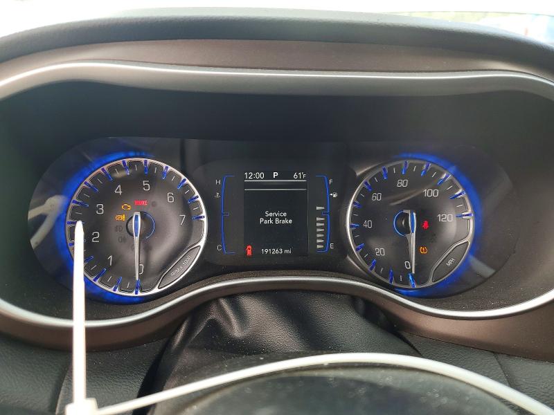 2020 Chrysler Voyager მანქანა იყიდება აუქციონზე, vin: 2C4RC1DG9LR286095, აუქციონის ნომერი: 99302315