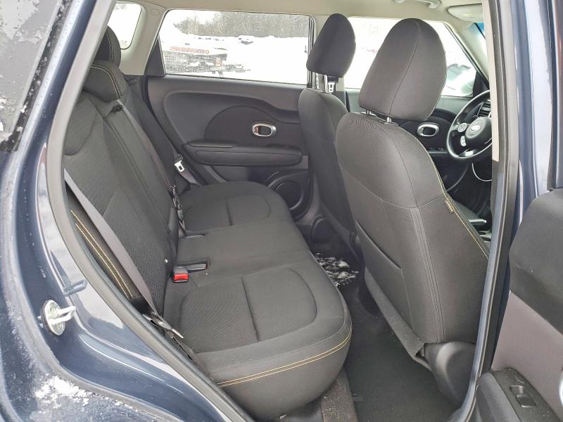 73993025 :رقم المزاد ، KNDJP3A58F7157254 vin ، 2015 Kia Soul مزاد بيع