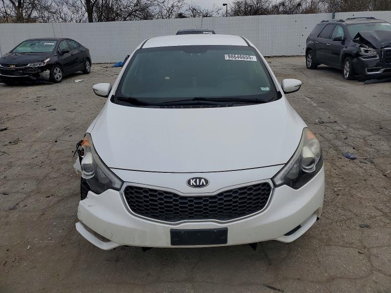 Продаж на аукціоні авто 2014 Kia Forte, vin: KNAFX4A82E5172328, номер лоту: 98646655