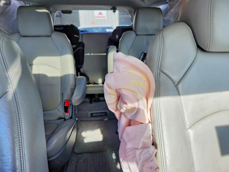 73924935 :رقم المزاد ، 1GKKRRKD9FJ360118 vin ، 2015 Gmc Acadia مزاد بيع