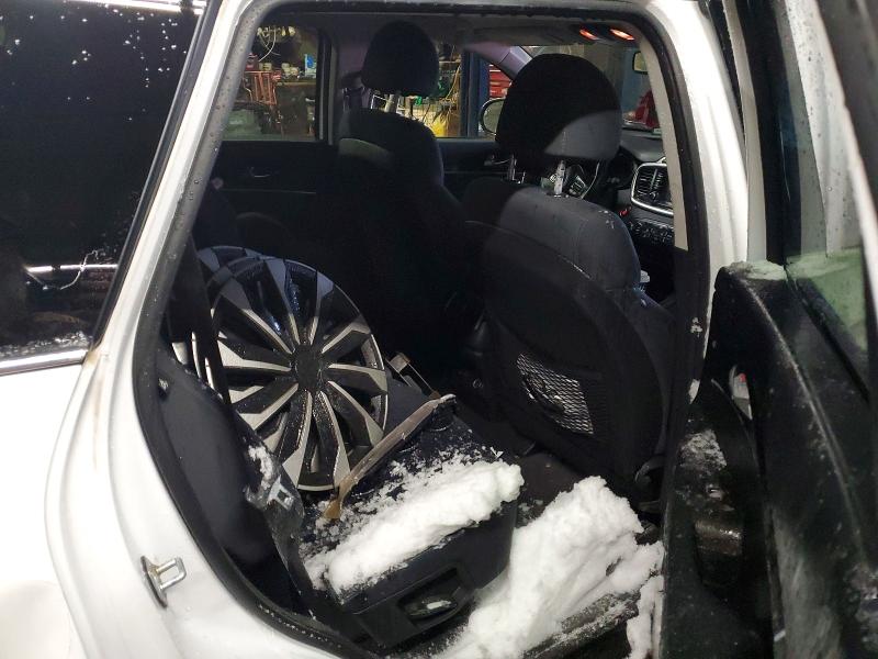 73899075 :رقم المزاد ، 5XYPGDA57JG344528 vin ، 2018 Kia Sorento مزاد بيع