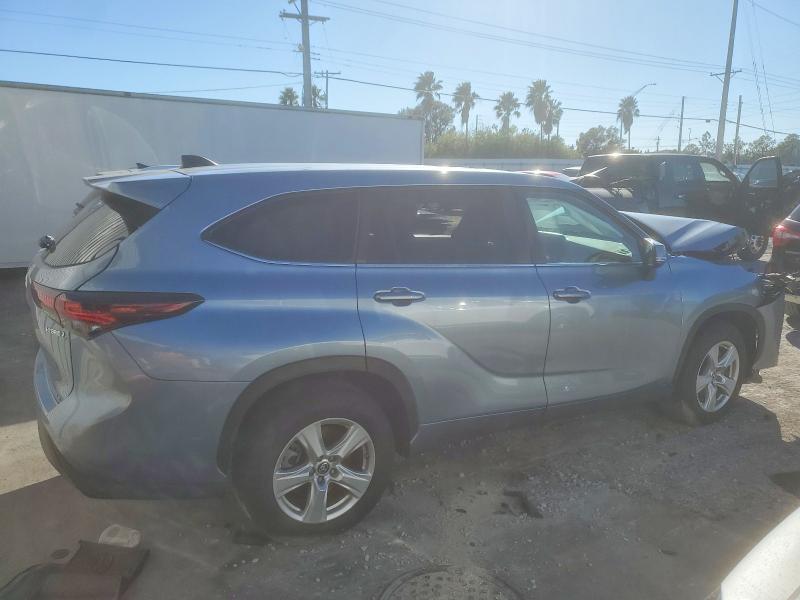 2024 Toyota Highlander Hybrid მანქანა იყიდება აუქციონზე, vin: 5TDZARAH0RS535143, აუქციონის ნომერი: 72808105