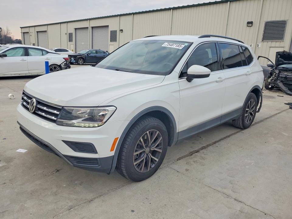 2020 Volkswagen Tiguan მანქანა იყიდება აუქციონზე, vin: 3VV3B7AX7LM160794, აუქციონის ნომერი: 75487185
