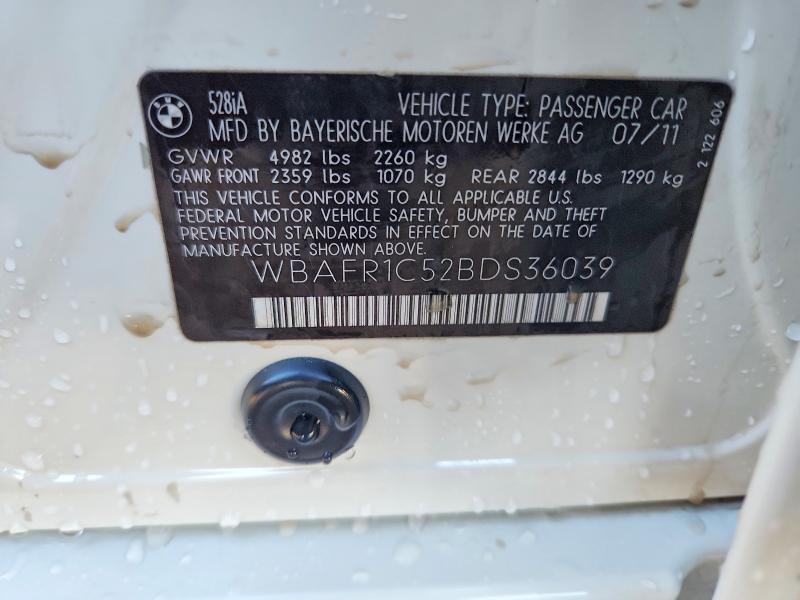 72615885 :رقم المزاد ، WBAFR1C52BDS36039 vin ، 2011 Bmw 528 مزاد بيع